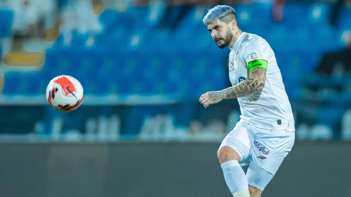 لجنة الانضباط بالدوري السعودي: إيقاف بانيغا 4 مباريات وتاليسكا مباراتين