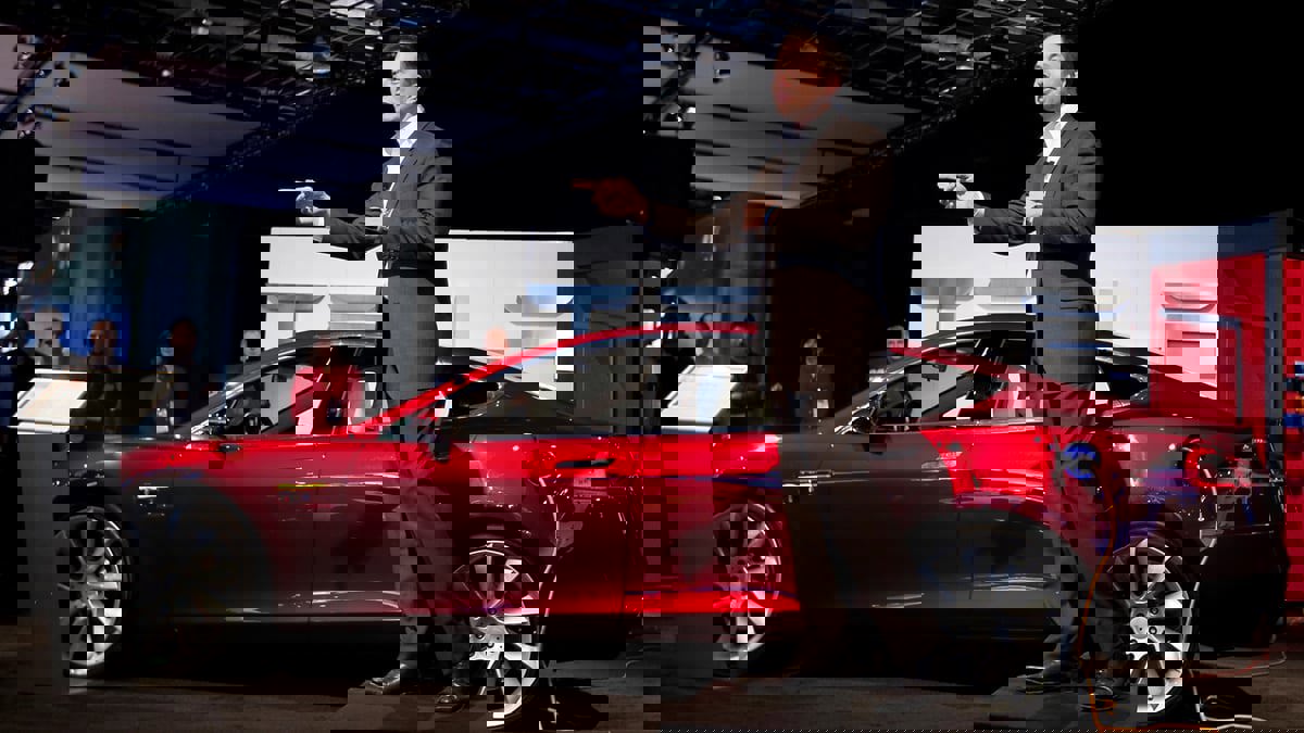 شركة صينية توافق على توريد بطاريات سيارات لـ"الصديق" ماسك