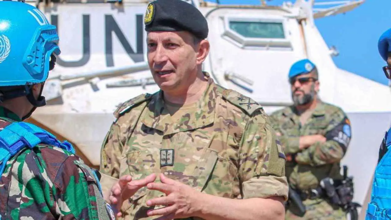 واشنطن تعيد جدولة زيارة قائد الجيش اللبناني لبحث نزع سلاح حزب الله