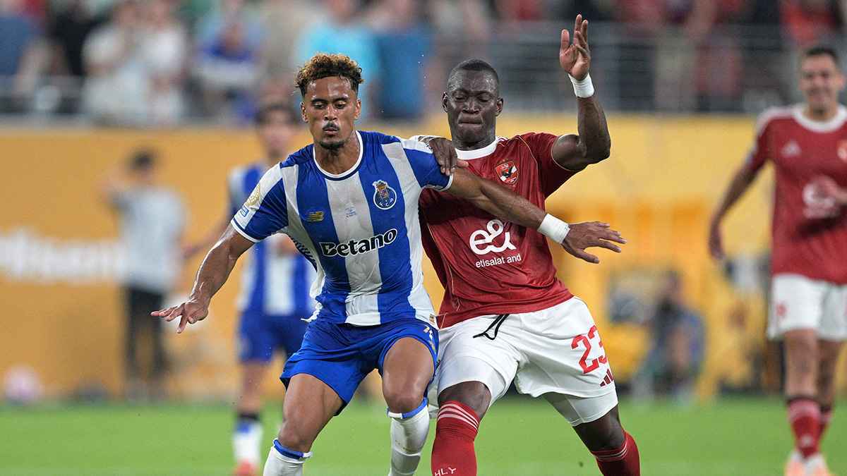 معلومات خاطئة.. مفاجأة مدوية حول عدم اعتماد ريبيرو على ديانغ (فيديو)