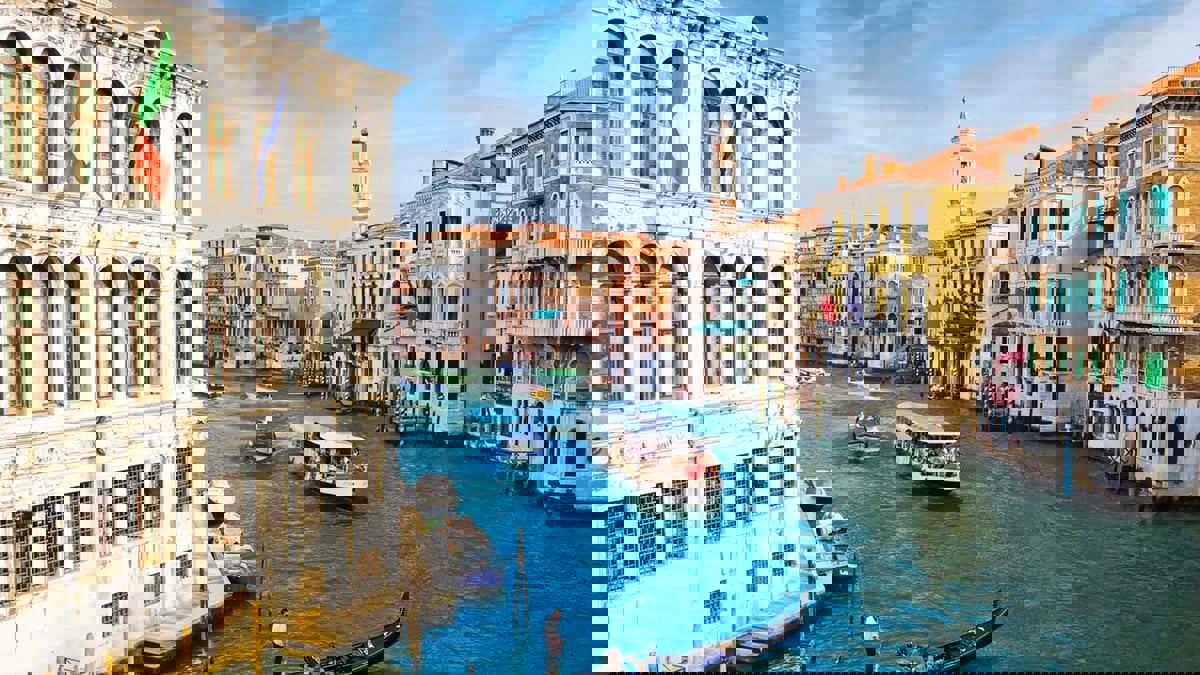 اليونسكو تقرر عدم إدراج البندقية بقائمة المواقع المعرضة للخطر