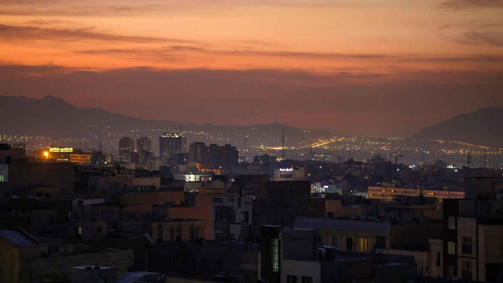 "لإنهاء دوامة القتال".. واشنطن تطالب طهران بعدم الرد على إسرائيل