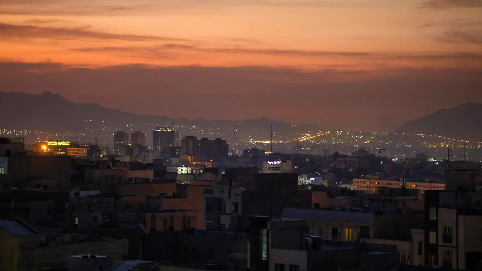 "لإنهاء دوامة القتال".. واشنطن تطالب طهران بعدم الرد على إسرائيل