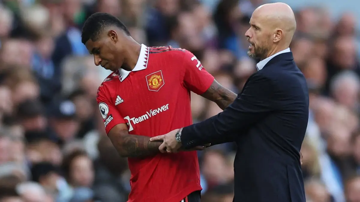 تين هاغ يطالب مانشستر يونايتد بوقف تجديد عقود اللاعبين