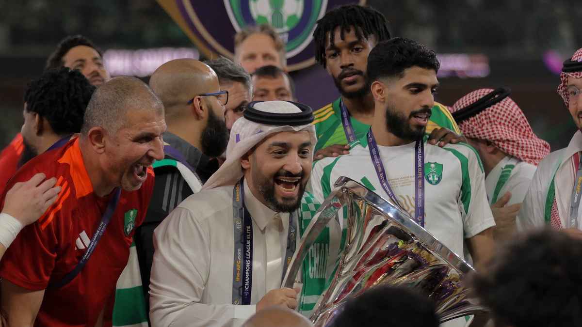 انتخابات مشتعلة.. 3 مرشحين لرئاسة الأهلي السعودي