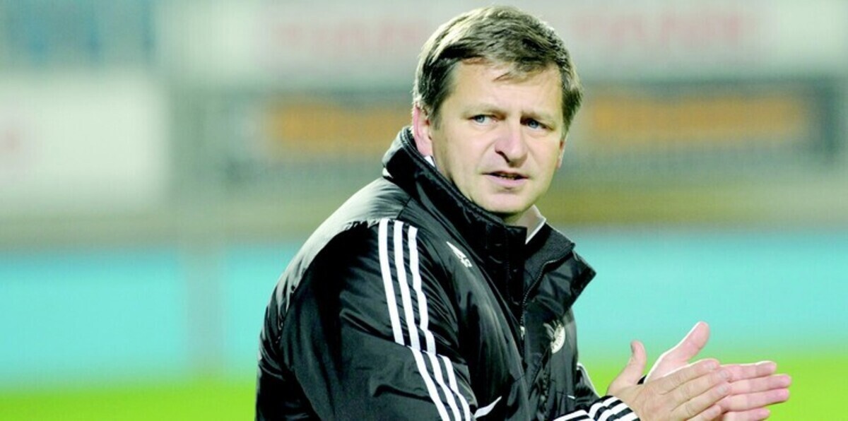 3 أسباب أفسدت عودة "الهارب" لقيادة منتخب اليمن