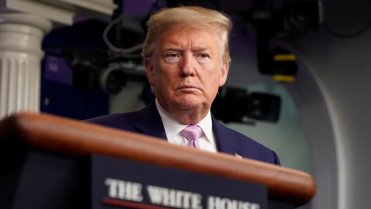 طباعة اسم ترامب على شيكات الإعانات المخصصة للأمريكيين