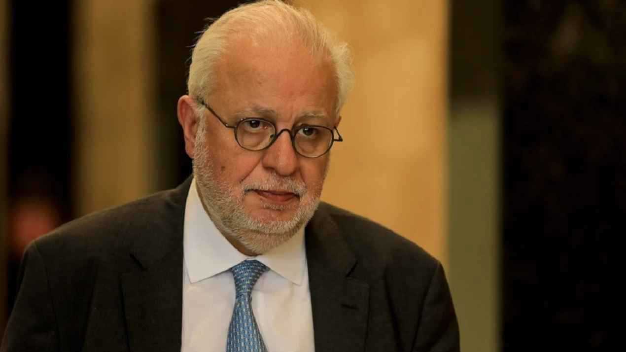 وزير العدل اللبناني: لن نسمح لـ"حزب الله" بجر البلاد إلى الانتحار