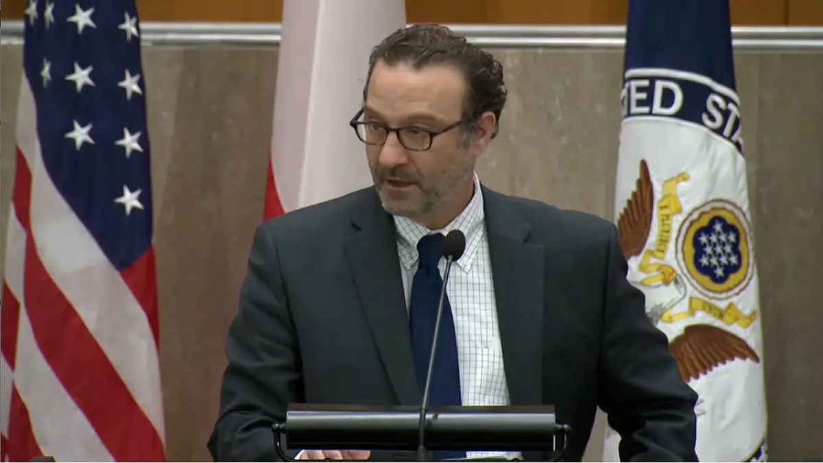 مسؤول أمريكي: إيران قد تكون مسؤولة عن الهجوم على قاعدة بلد في العراق