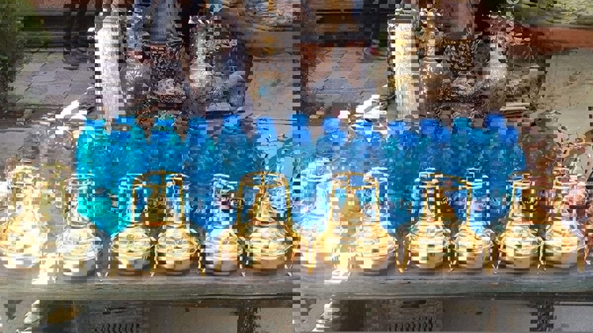 شح الوقود يجبر الأسر السورية على استخدام "بوابير الفتيل"