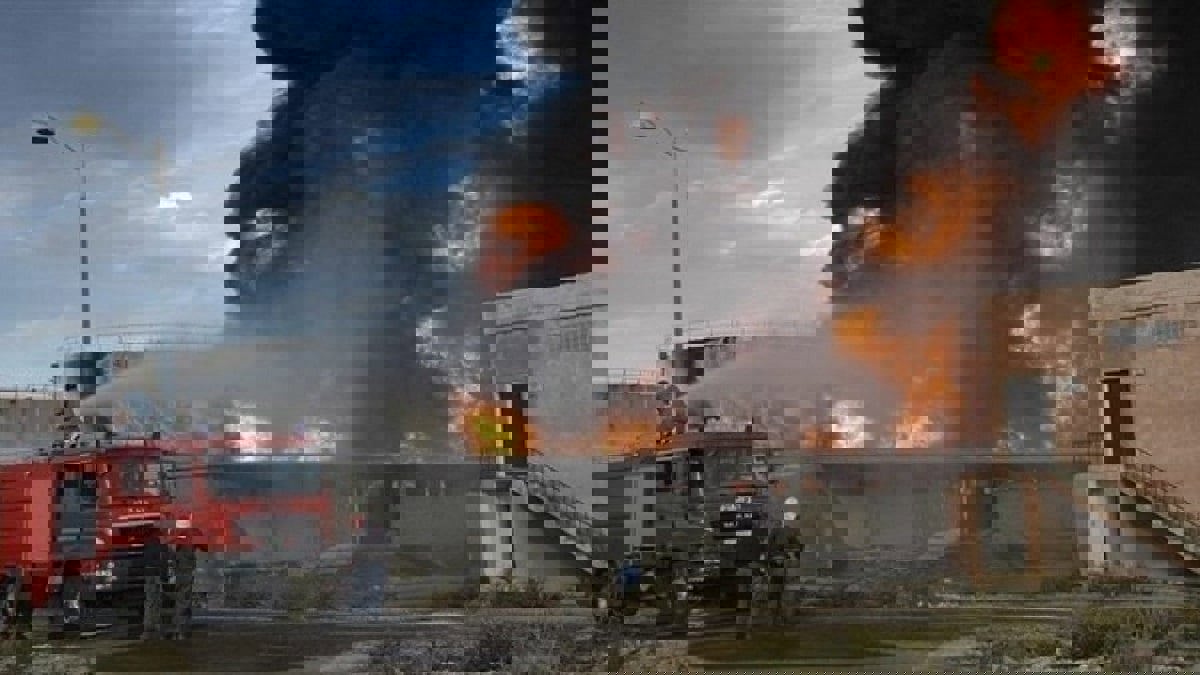 المرصد السوري: قصف اسرائيلي جديد استهدف مستودع أسلحة لحزب الله في محافظة حمص