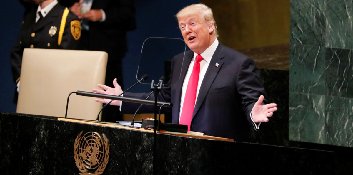 ترامب: إيران "دكتاتورية فاسدة"