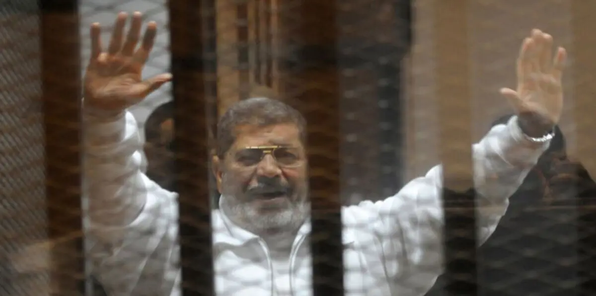 نيابة النقض بمصر تؤيد حبس مرسي 40 عاماً في"التخابر مع قطر"