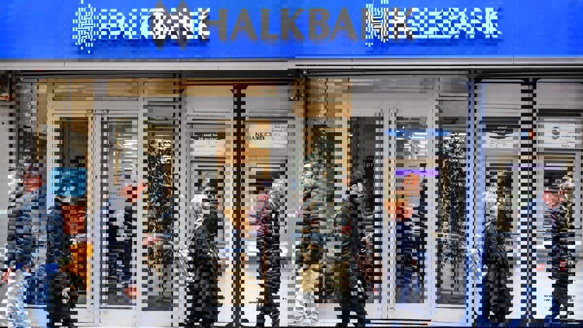 محكمة استئناف أمريكية تقضي بجواز اتهام بنك خلق التركي بمساعدة إيران‎‎