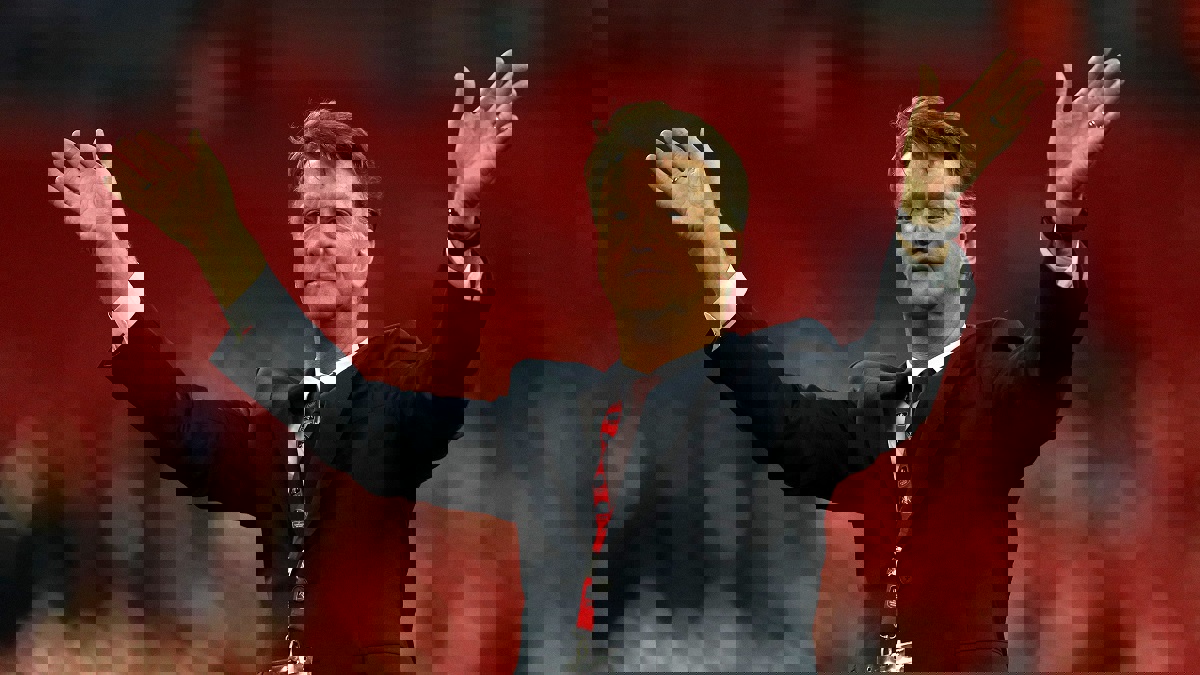 لويس فان غال: إدارة مانشستر يونايتد لا تعرف شيئًا في كرة القدم