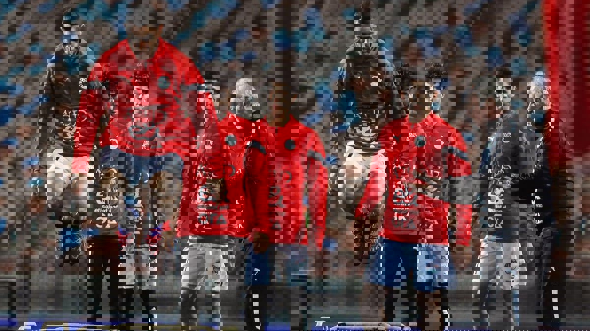 طرفه إمام عاشور.. أول صدام في معسكر منتخب مصر