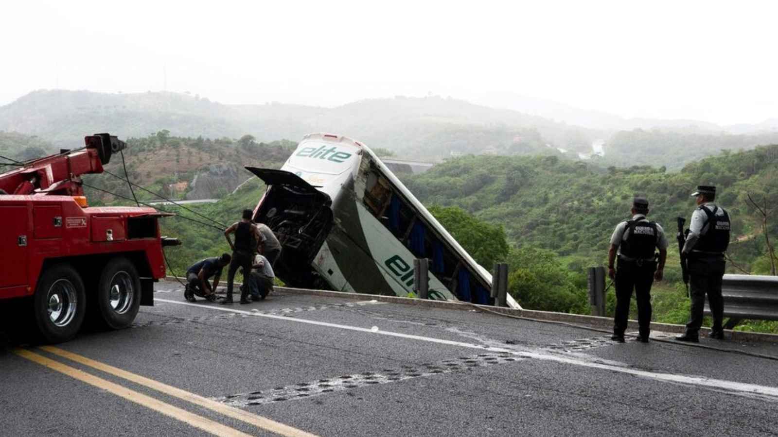 8 قتلى و27 جريحًا إثر حادث سير في المكسيك