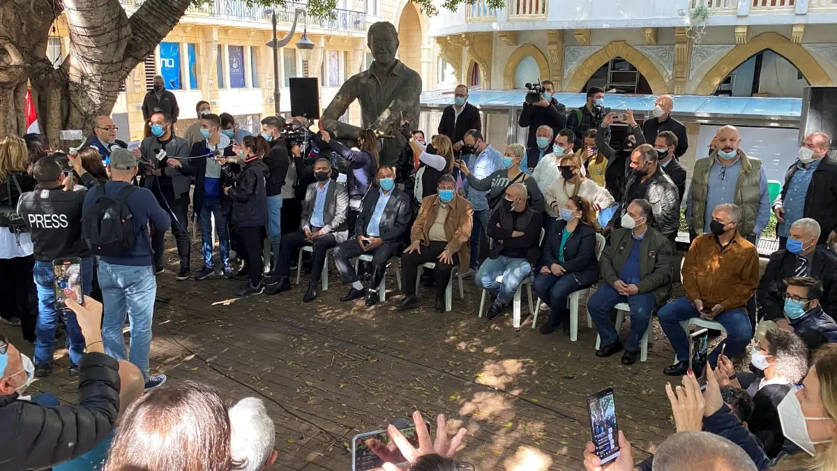 نشطاء يحتجون في بيروت على مقتل منتقد حزب الله لقمان سليم