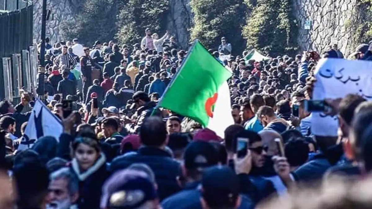 تظاهرات ضد ترشح بوتفليقة في تجمع دعائي لعبدالملك سلال (فيديو)