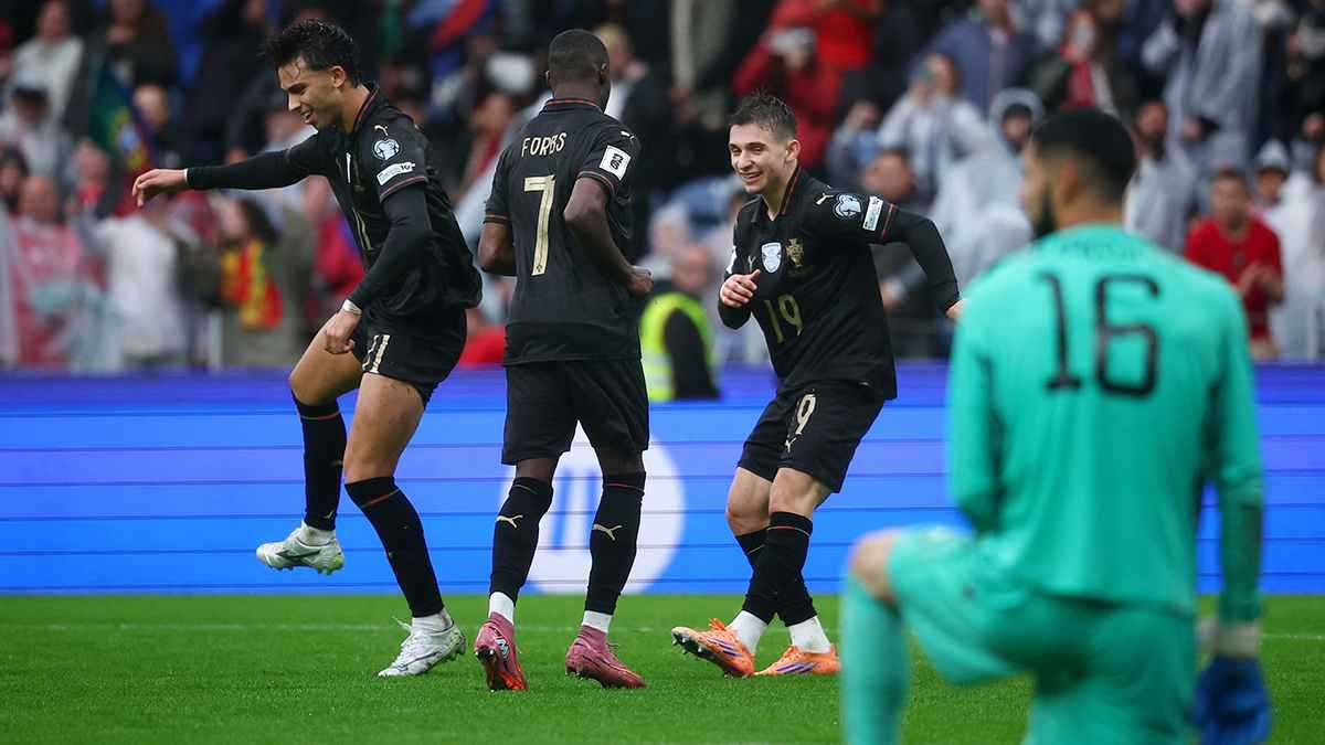 دون رونالدو.. منتخب البرتغال يكتسح أرمينيا 9-1 ويتأهل إلى كأس العالم (فيديو)