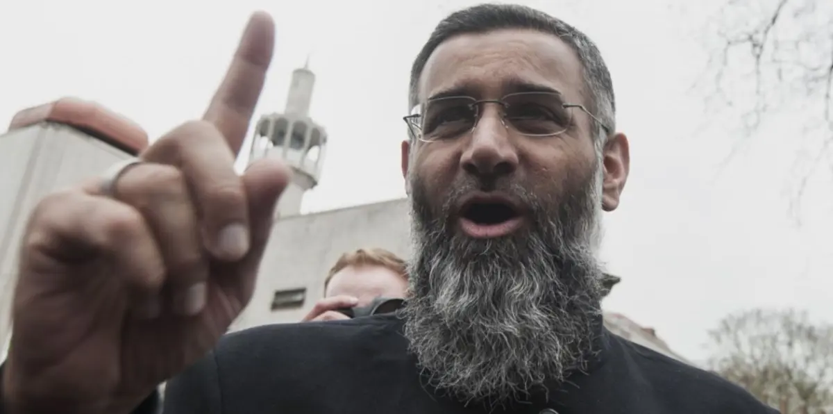 داعية بريطاني بايع تنظيم داعش يغادر سجنه قبل انقضاء محكوميته