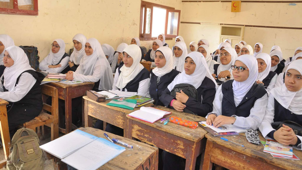 للمرة الأولى.. فصول دراسية ذكية في المدارس المصرية (صور)
