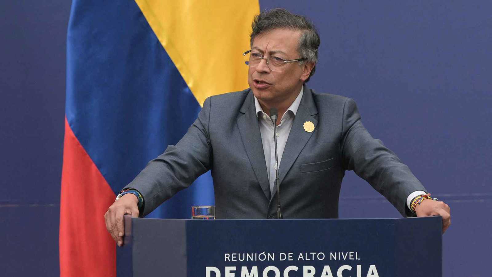 احتجاجًا على عمليات الكاريبي.. كولومبيا تعلّق التعاون الاستخباراتي مع واشنطن