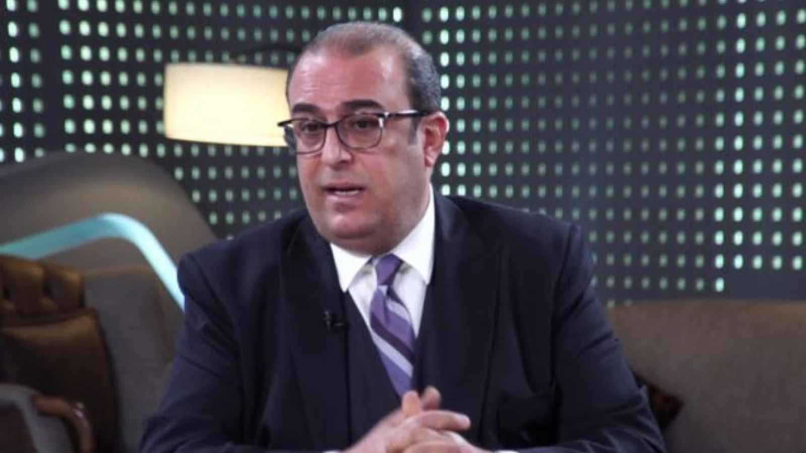 الأمن العراقي يلاحق المحلل السياسي سيف عادل.. هل كشف خطة الحرس الثوري؟