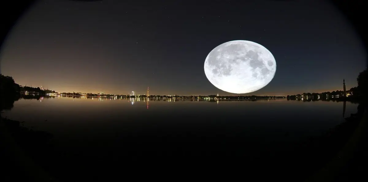 علماء الفيزياء يثبتون أن أعماق القمر غنية بالماء