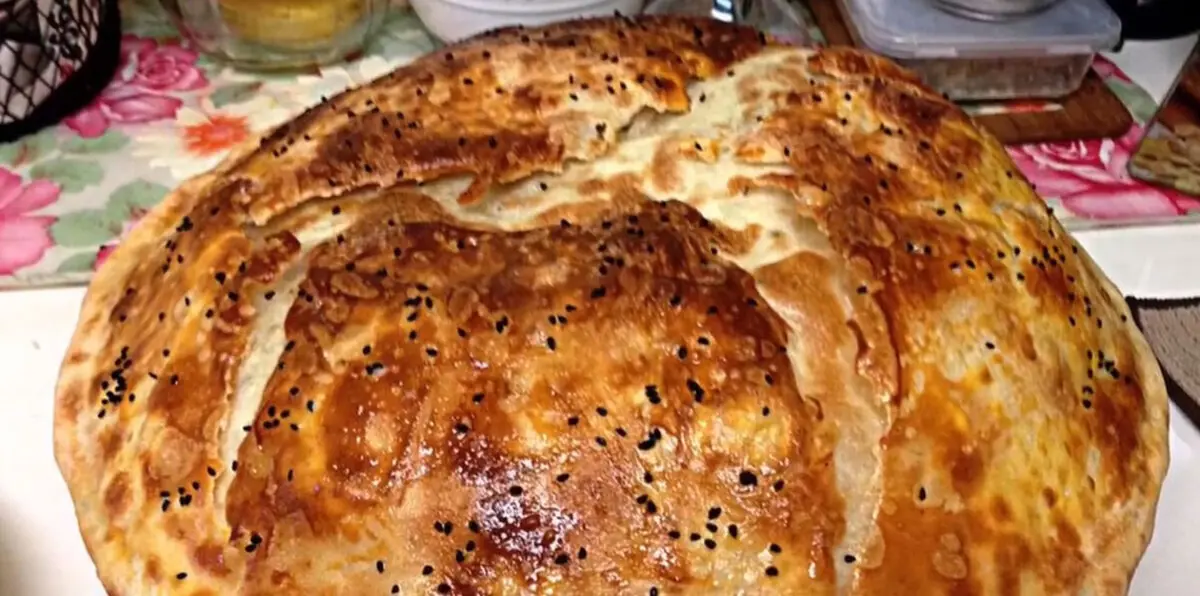 نظرًا لشح الموارد.. وجبة يمنية شهيرة جائزة لأفضل لاعب بدوري كروي شعبي