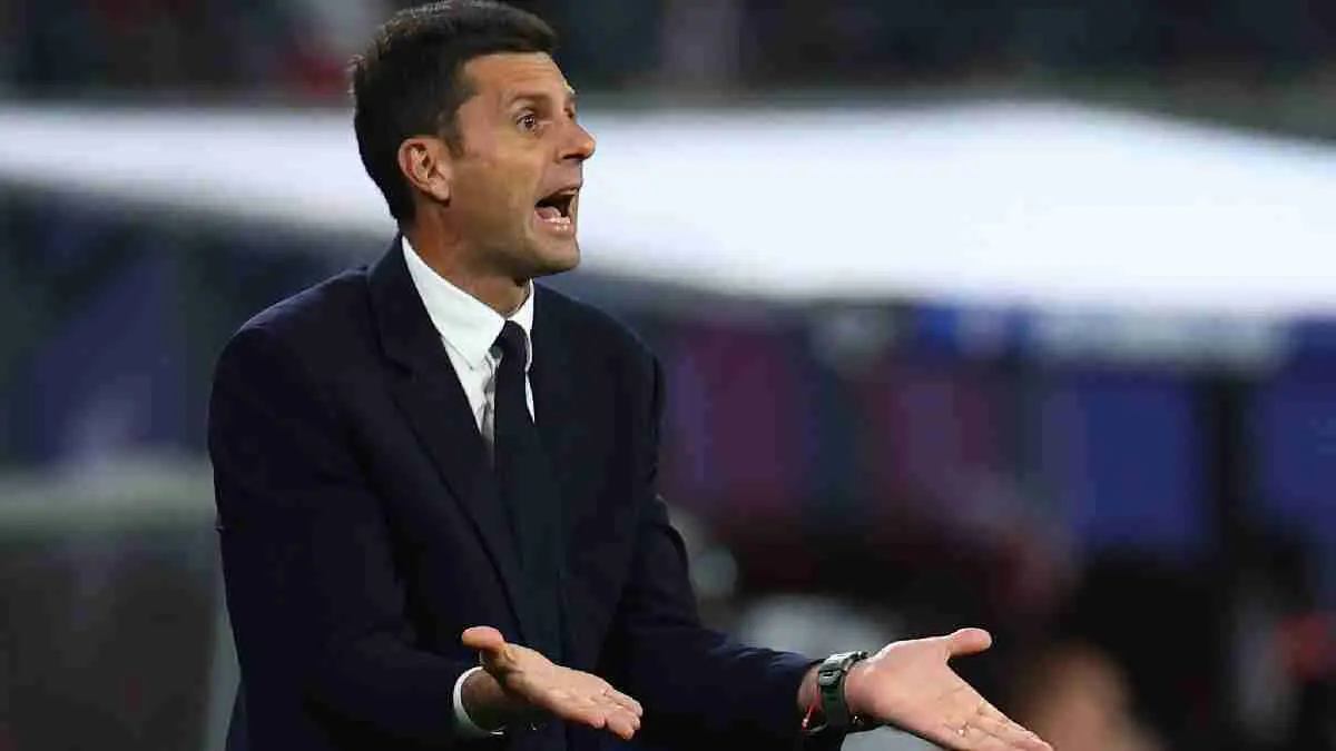 قرار حكم مباراة يوفنتوس ولايبزيغ يفجر سخرية موتا (صورة)