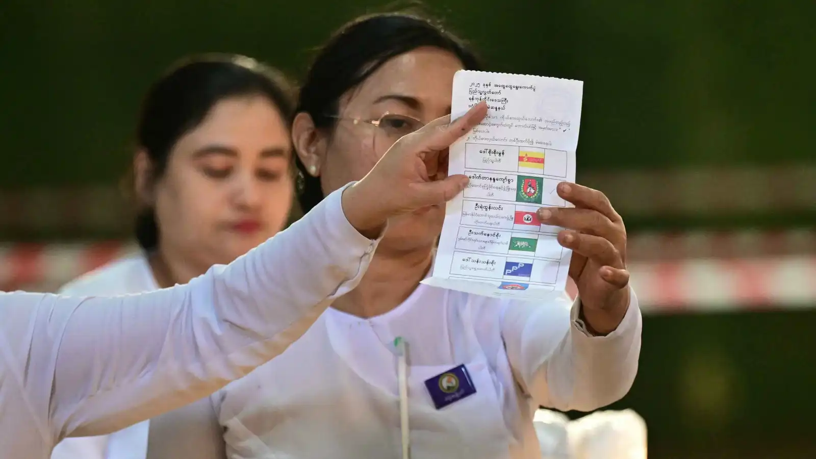 بورما.. حزب موال للجيش يعلن فوزه في الانتخابات