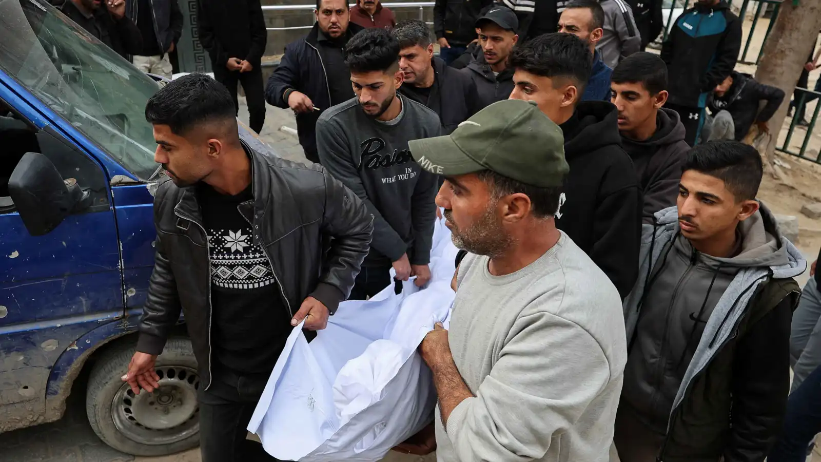 بينهم مسؤول عسكري.. مقتل 4 فلسطينيين بقصف إسرائيلي على غزة