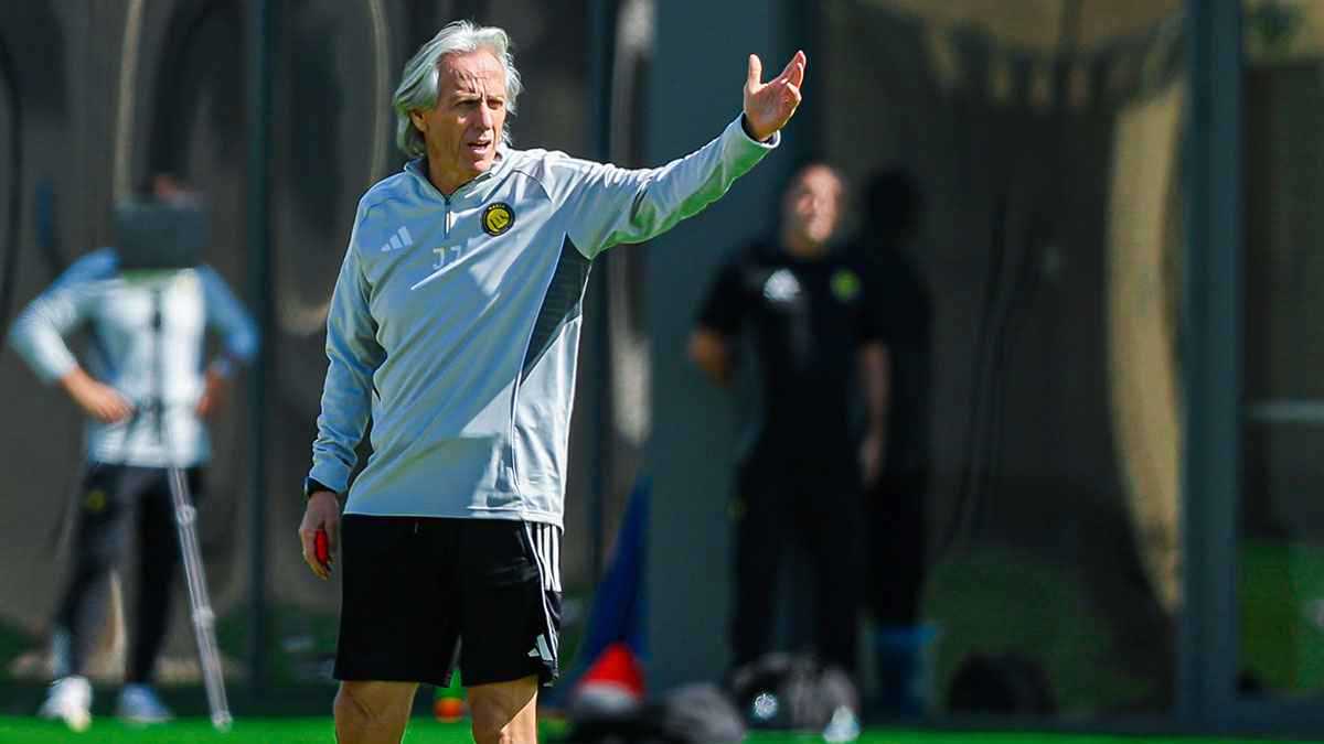 5 صفقات عاجلة.. النصر يزلزل الميركاتو السعودي بعد تراجع النتائج