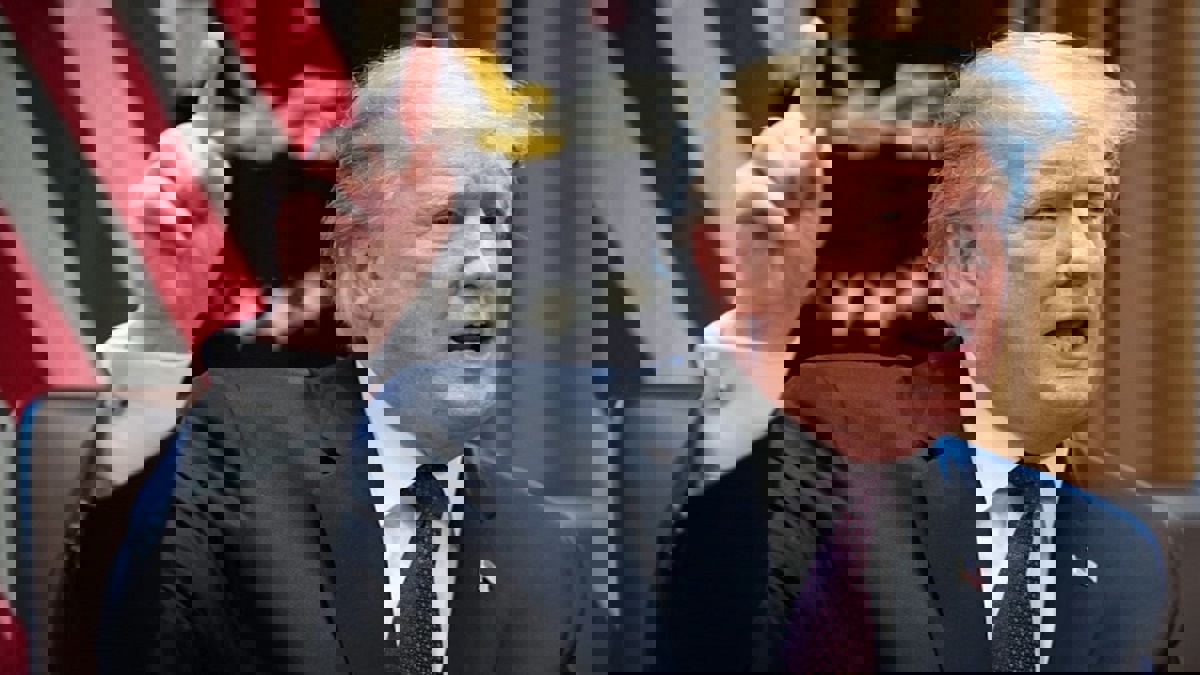 ترامب: أنقذت البلاد من أسوأ ويلات فيروس كورونا.