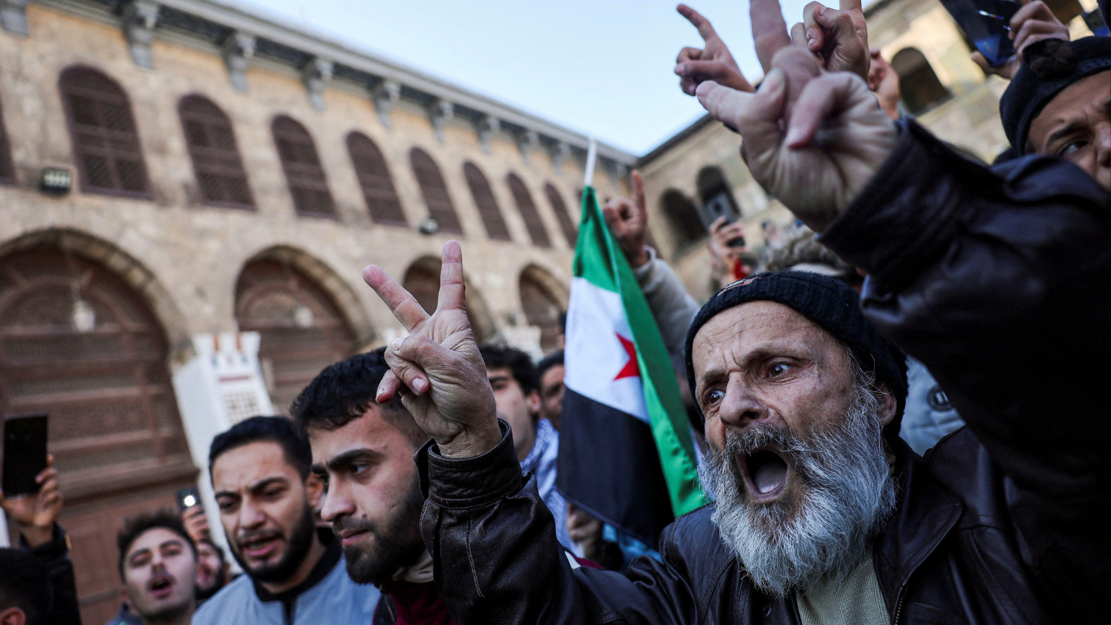 خبراء: الأقليات في سوريا سيكونون "محور الصراع" بين إسرائيل وتركيا