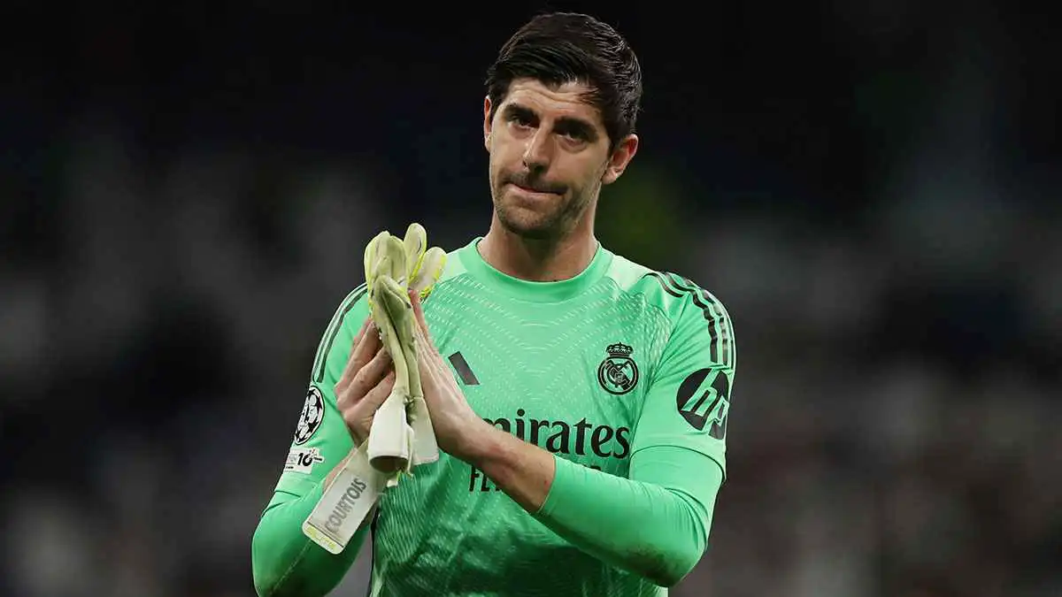 لسنا في حضانة أطفال.. كورتوا يهاجم الصحفيين بسبب تشابي ألونسو