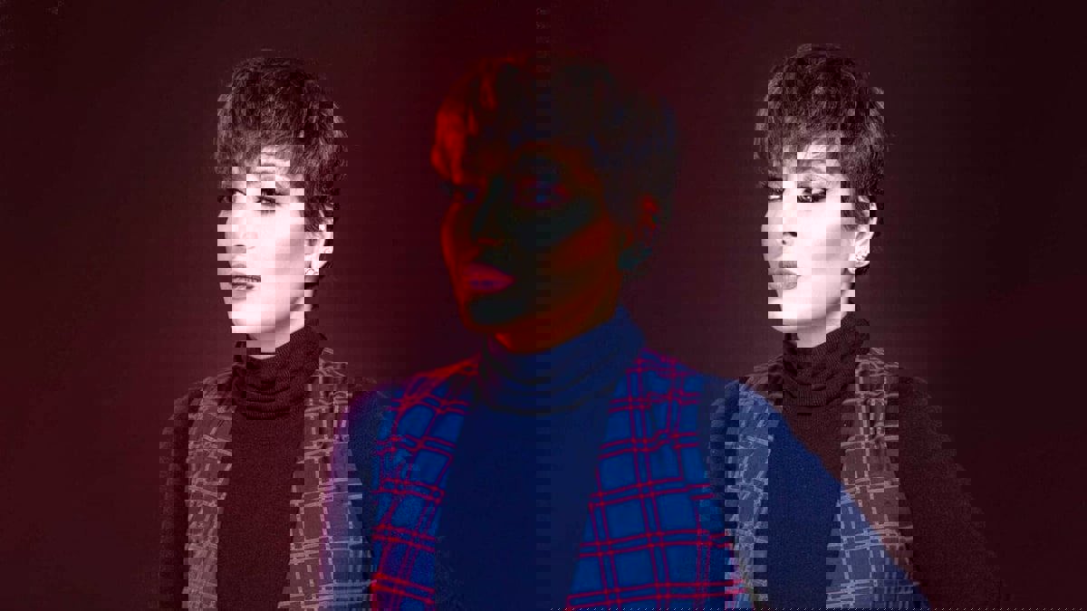 وشم الفنانة فاطمة الصفي يضعها في مرمى الانتقادات 