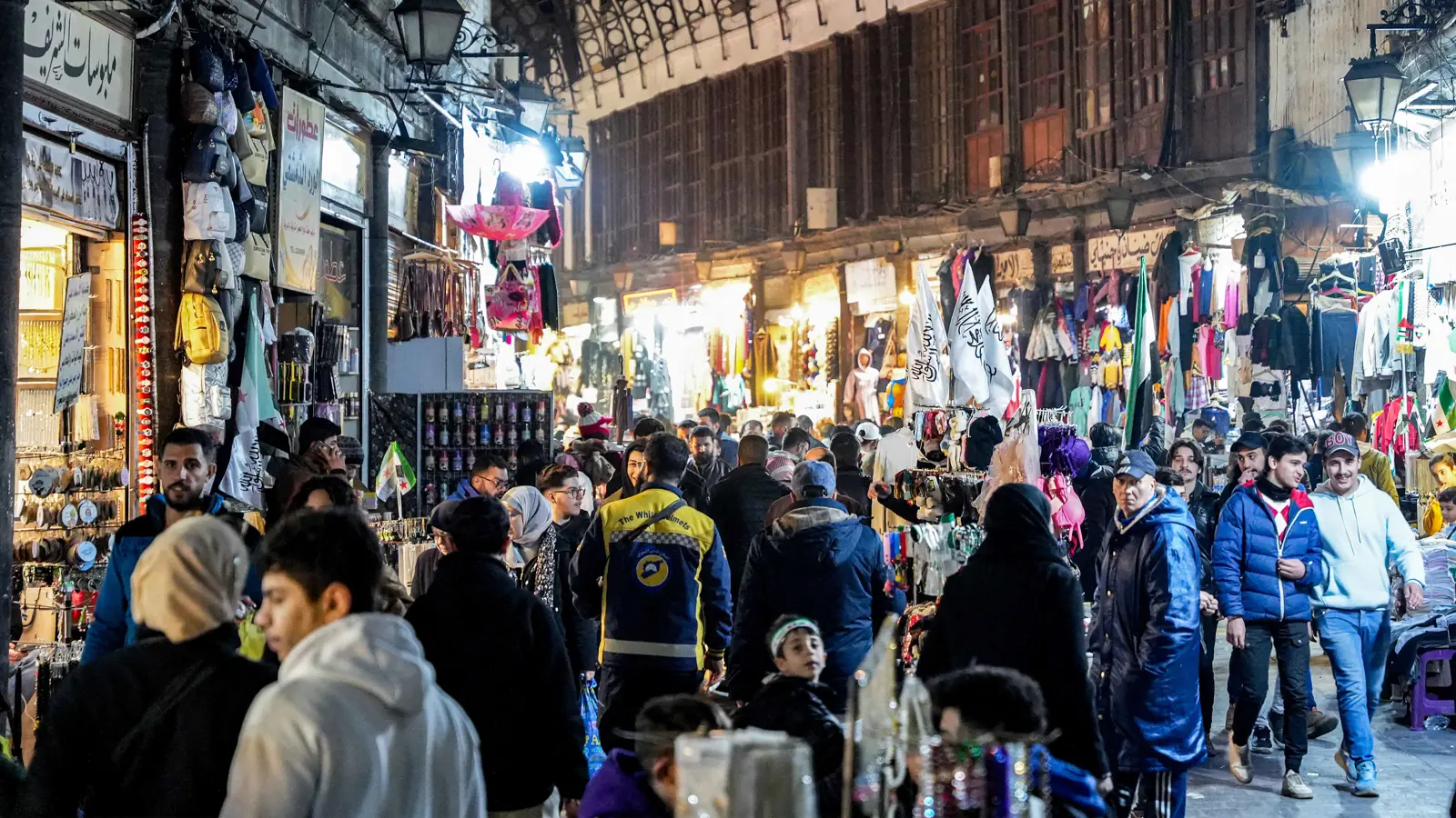 هؤلاء هم "حيتان المال" في عهد الأسد.. ما مصيرهم؟