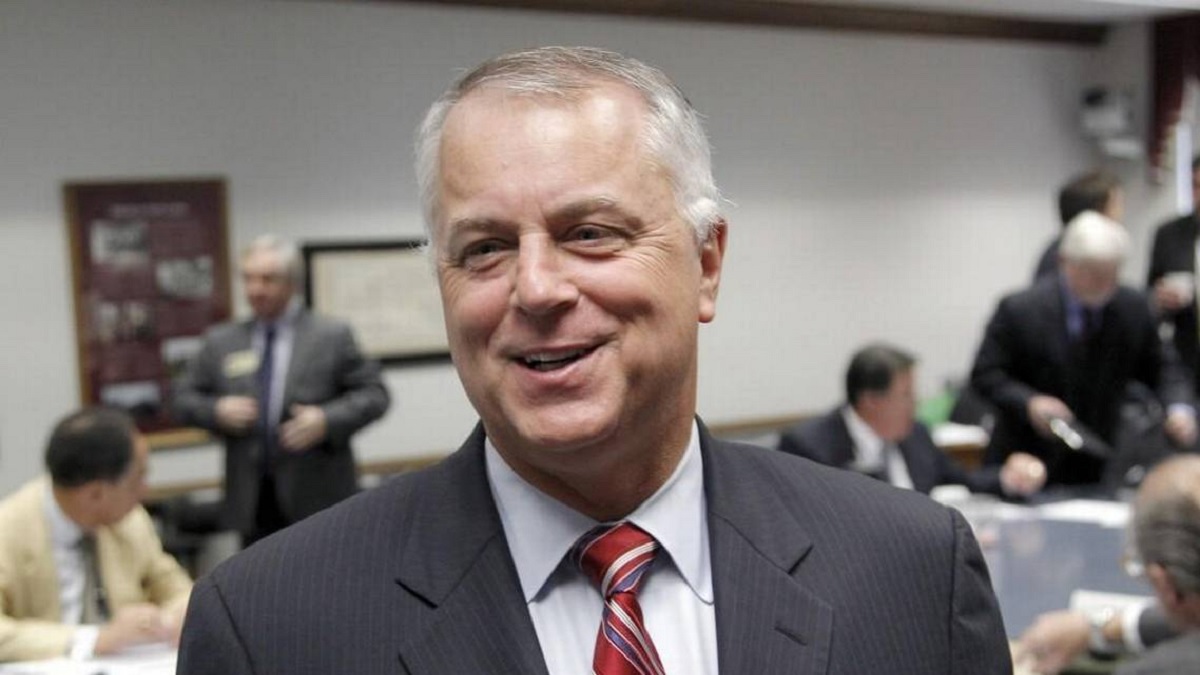 رغم اعتراض الكونغرس.. مرشح لترامب مثير للخلاف يحصل على منصب جديد بالبنتاغون