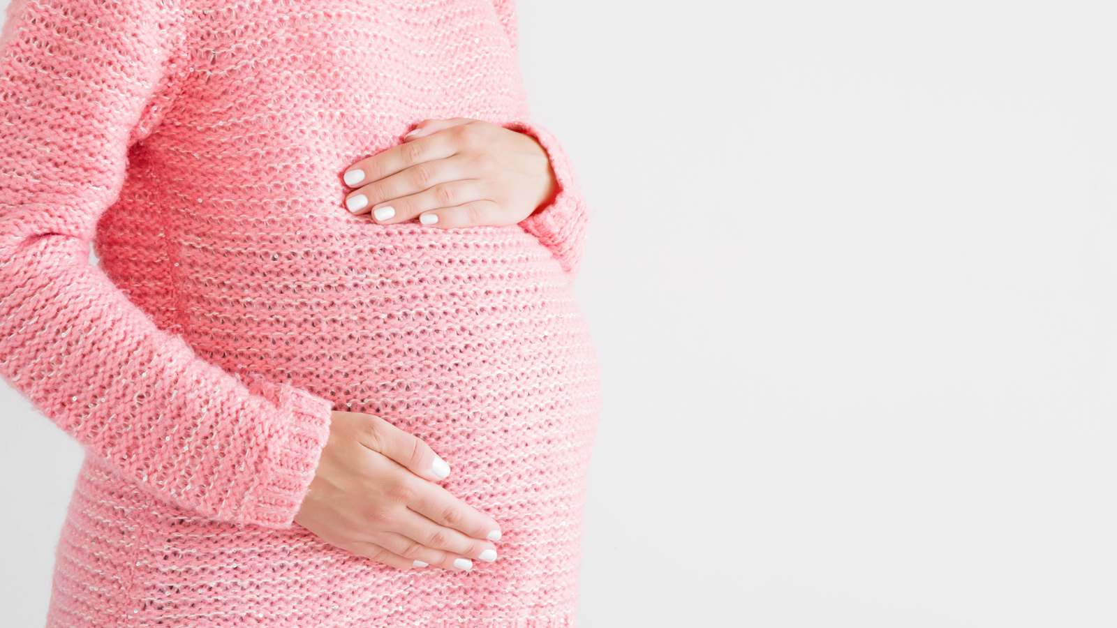 منها الحديد.. احتياجات الحامل الغذائية خلال الشتاء