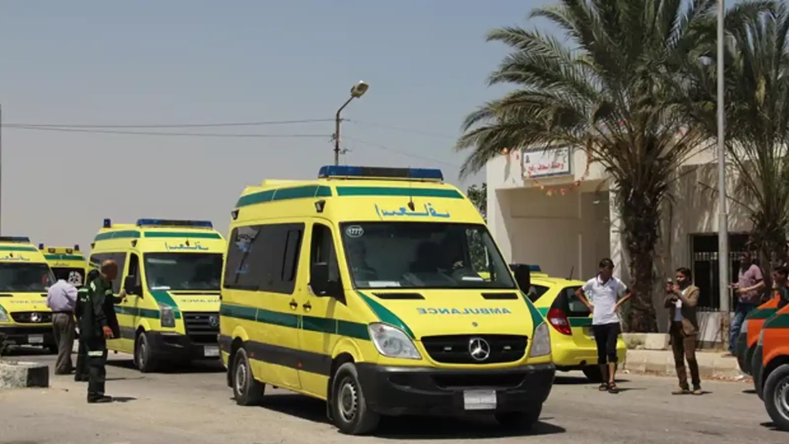 مصر.. حادث سير يودي بحياة 4 أشخاص على طريق أسوان (فيديو)