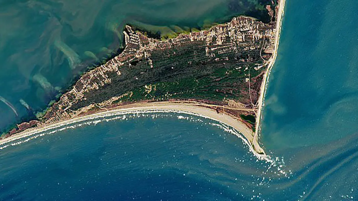 بعد اختفائها عامين.. جزيرة في المحيط الأطلسي تعود للظهور مجددًا