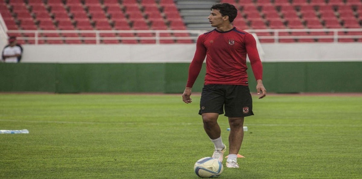 مهاجم الأهلي المصري يطلب الرحيل.. والسعيد مطلوب في روسيا