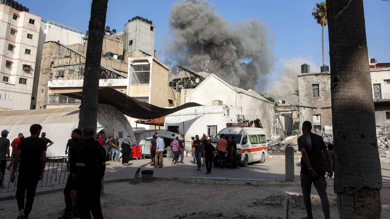 مقتل 4 صحفيين في قصف إسرائيلي على مستشفى بغزة