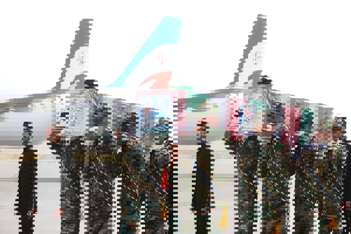 قبل دفنه في مشهد اليوم.. جثمان رئيسي يشيّع في مدينة بيرجند (فيديو)