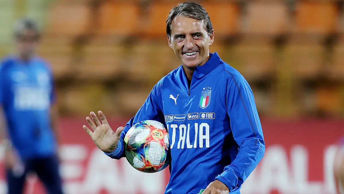 روبرتو مانشيني: تأجيل أمم أوروبا 2020 يصب لصالح منتخب إيطاليا