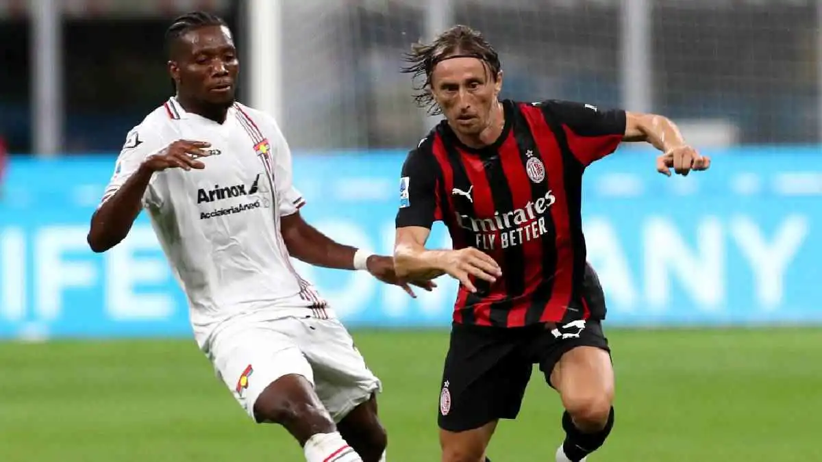 بمشاركة مودريتش.. بداية صادمة لميلان في الدوري الإيطالي (فيديو)
