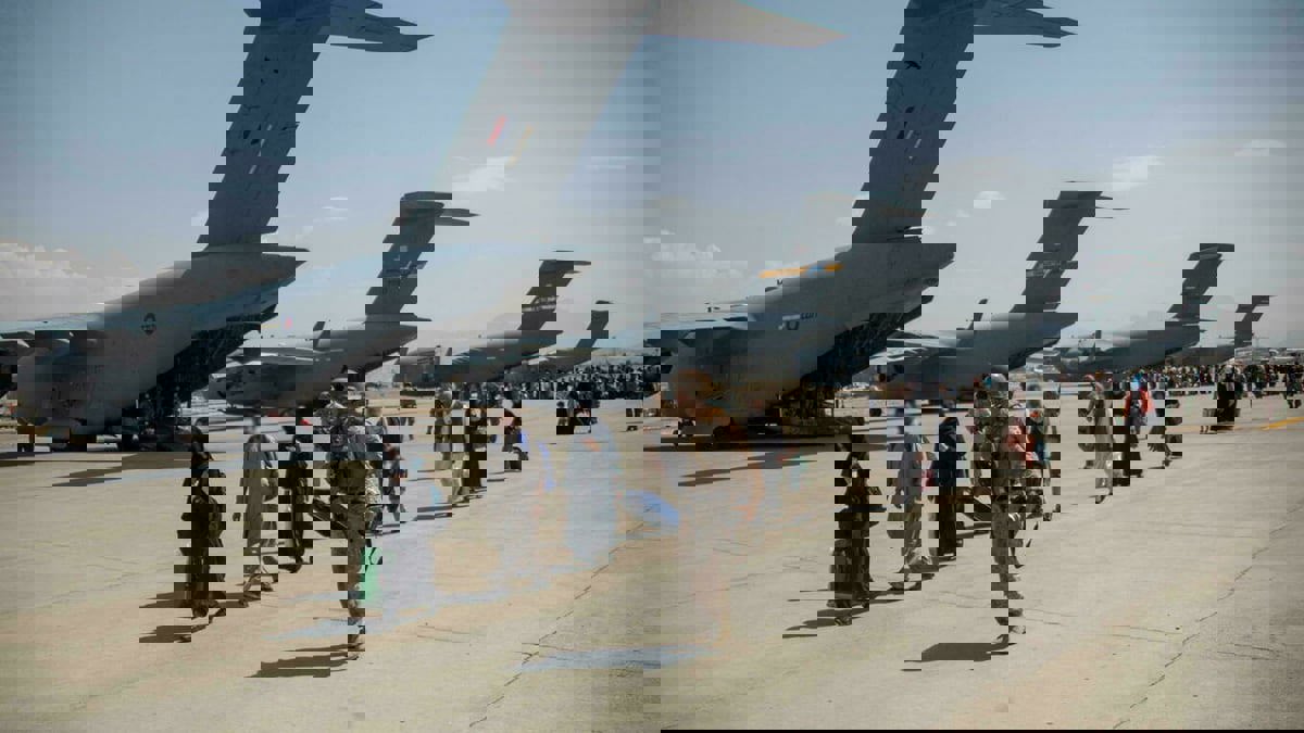 هجوم صاروخي على مطار كابول.. وعمليات الإجراء تتواصل