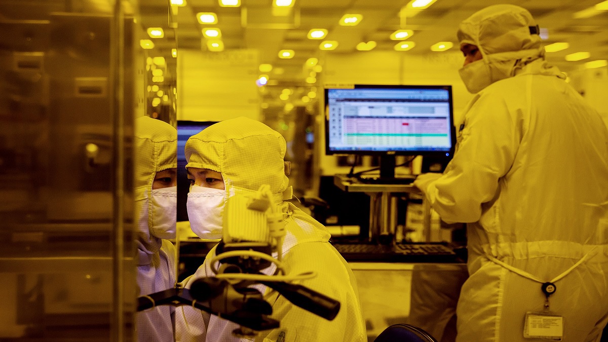 وسط طلب هائل.. ازدهار صناعة الرقائق في تايوان يبشر بانتعاش صناعة السيارات